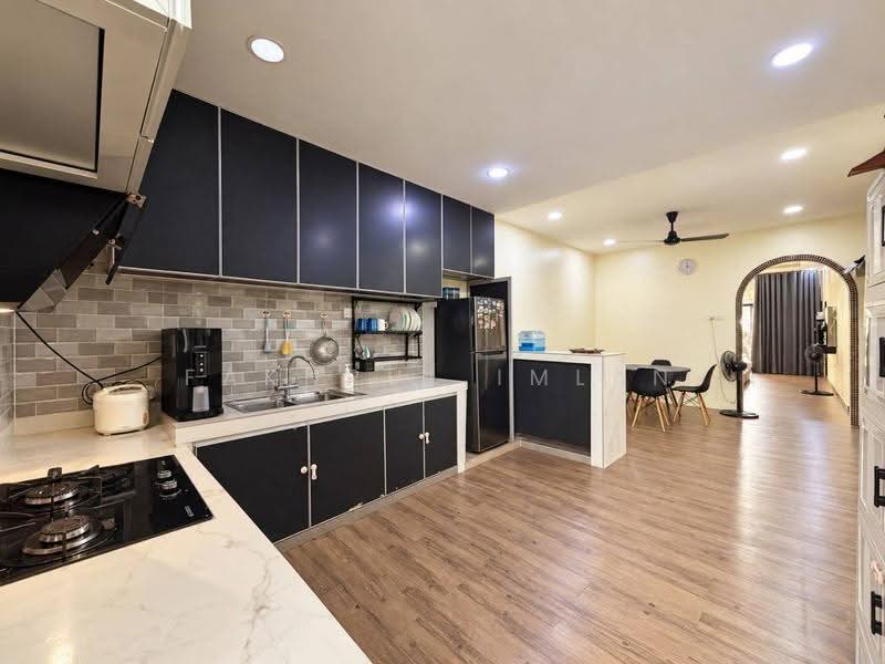 Semi-Detached House for Sale in Ulu Tiram (Johor) - Fakhrul Imlan - Kitchen - PropertyGuru.com.my