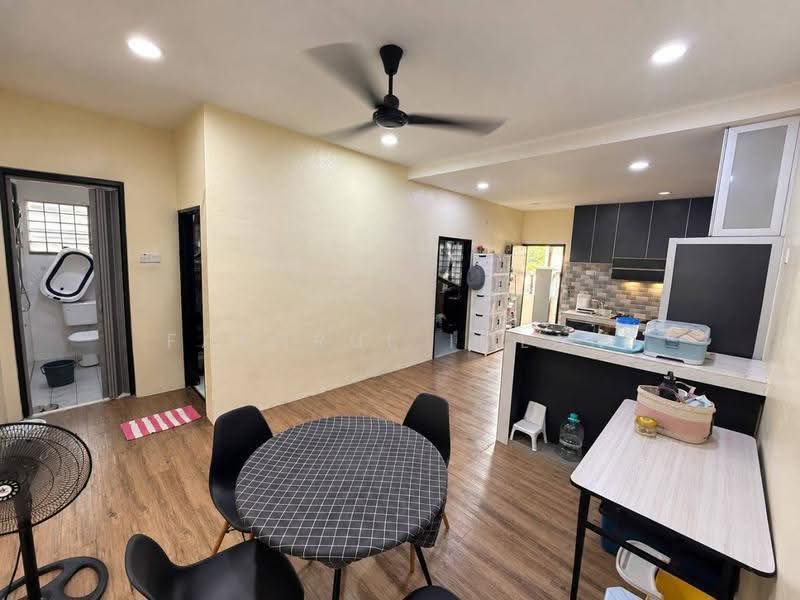 Semi-Detached House for Sale in Ulu Tiram (Johor) - Fakhrul Imlan - Kitchen - PropertyGuru.com.my