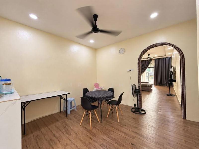 Semi-Detached House for Sale in Ulu Tiram (Johor) - Fakhrul Imlan - Dining Room - PropertyGuru.com.my