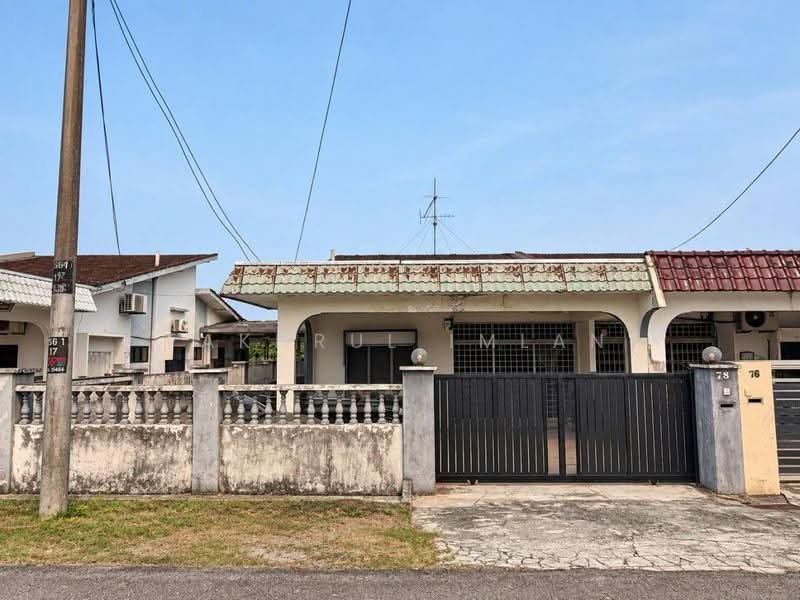 Semi-Detached House for Sale in Ulu Tiram (Johor) - Fakhrul Imlan - Exterior - PropertyGuru.com.my