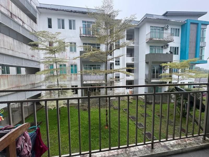 Pangsapuri untuk Dijual di Stutong Heights 3 - Leslie Loi - Exterior - PropertyGuru.com.my