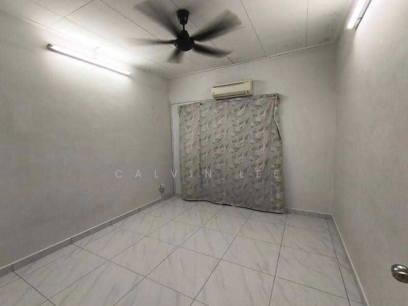 Rumah Teres 2-Tingkat untuk Disewa di Bandar Baru Permas Jaya (Permas Jaya) - Calvin Lee - Interior - PropertyGuru.com.my