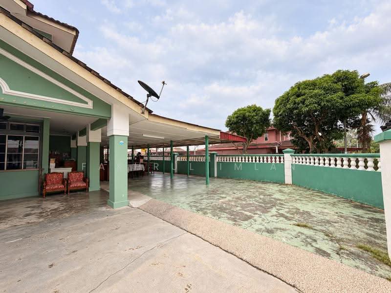 Rumah Teres 2-Tingkat untuk Dijual di Taman Mutiara Rini (Skudai) - Fakhrul Imlan - Exterior - PropertyGuru.com.my