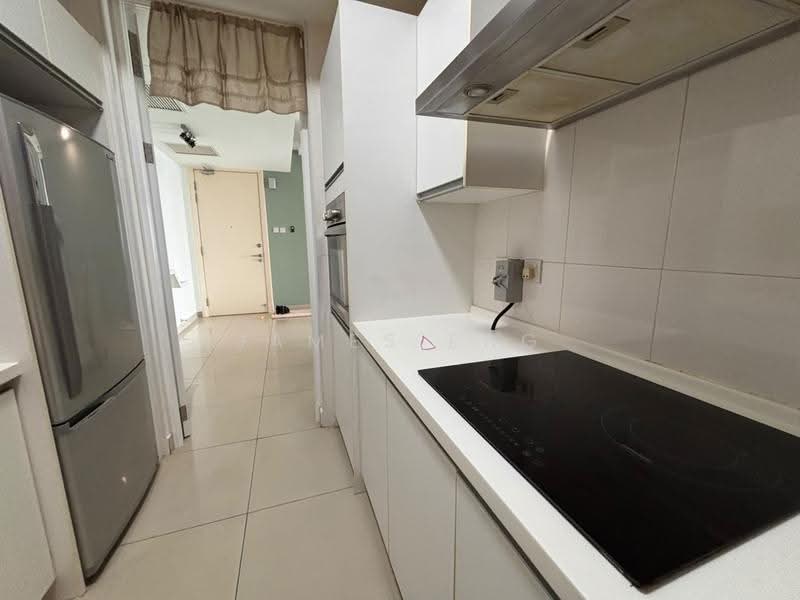 Kediaman Servis untuk Dijual di Solaris Dutamas - James Eng - Kitchen - PropertyGuru.com.my