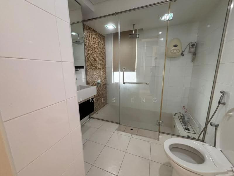 Kediaman Servis untuk Dijual di Solaris Dutamas - James Eng - Bathroom - PropertyGuru.com.my