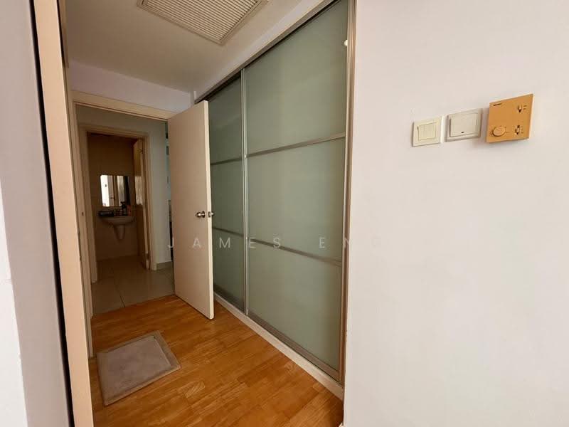 Kediaman Servis untuk Dijual di Solaris Dutamas - James Eng - Bathroom - PropertyGuru.com.my