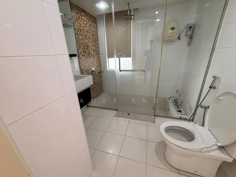 Kediaman Servis untuk Dijual di Solaris Dutamas - James Eng - Bathroom - PropertyGuru.com.my