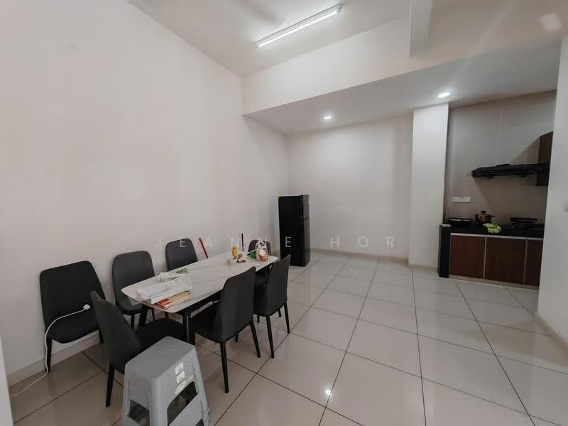Townhouse for Rent in 16 Sierra (Puchong) - Jeanne Hor - Dining Room - PropertyGuru.com.my