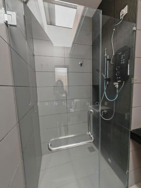 Townhouse for Rent in 16 Sierra (Puchong) - Jeanne Hor - Bathroom - PropertyGuru.com.my