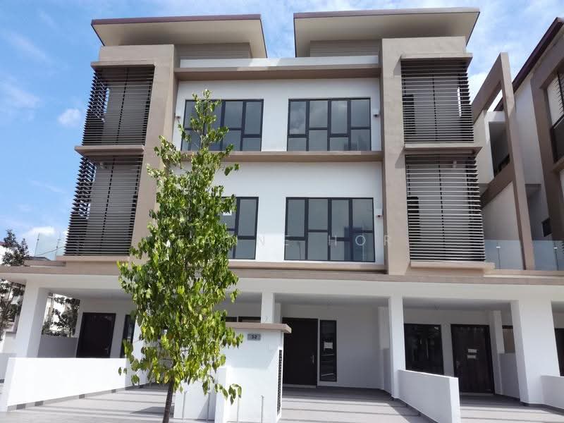 Townhouse for Rent in 16 Sierra (Puchong) - Jeanne Hor - Exterior - PropertyGuru.com.my