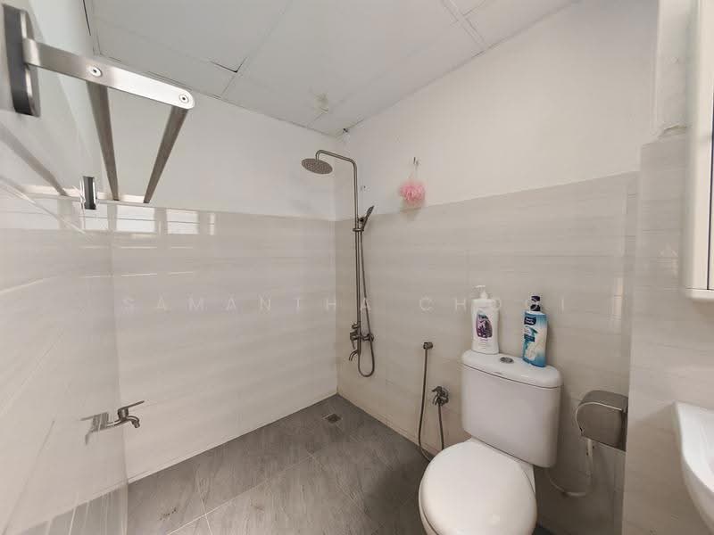 Condominium for Sale at Vista Komanwel A - Samantha Chooi - Bathroom - PropertyGuru.com.my