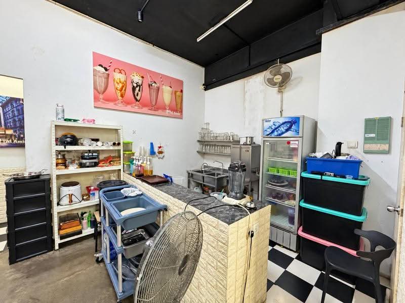 Kedai / Pejabat untuk Dijual di Bangi (Selangor) - Tony Lau - Interior - PropertyGuru.com.my
