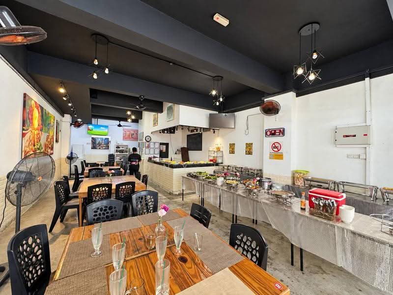 Kedai / Pejabat untuk Dijual di Bangi (Selangor) - Tony Lau - Dining Room - PropertyGuru.com.my