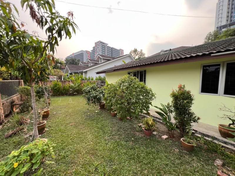 Bungalow House for Sale in Seksyen 12 (Petaling Jaya) - Jayden Heng - Exterior - PropertyGuru.com.my