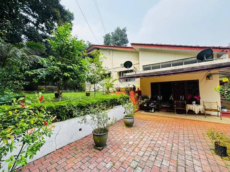 Bungalow House for Sale in Seksyen 16 (Petaling Jaya) - Yasmin Sulaiman - Exterior - PropertyGuru.com.my