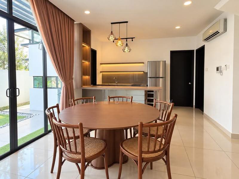 Cluster House for Rent in Taman Adda Heights (Tebrau) - Edward Siow - Dining Room - PropertyGuru.com.my