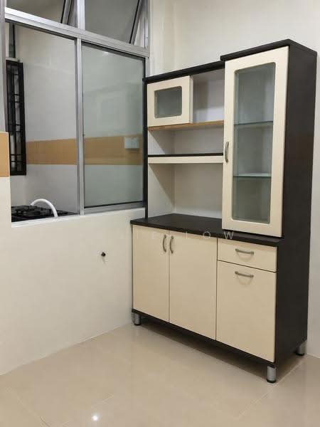 Apartment for Sale at Kipark Apartment - Annie Low - Kitchen - PropertyGuru.com.my