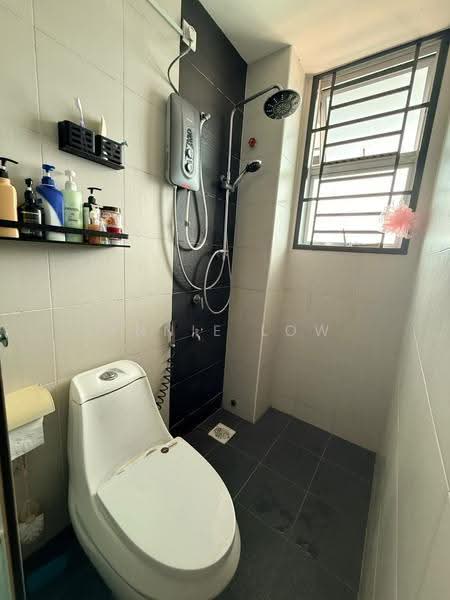 2-storey Terraced House for Sale in Taman JP Perdana (Johor Bahru) - Annie Low - Bathroom - PropertyGuru.com.my