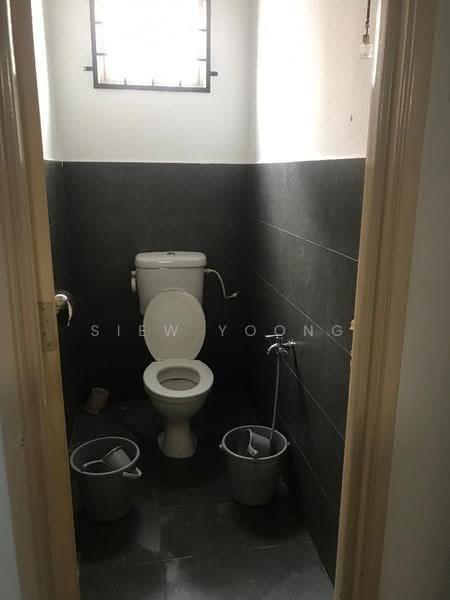 Shop for Rent in Dataran Pandan Prima (Ampang) - Siew Yoong - Bathroom - PropertyGuru.com.my