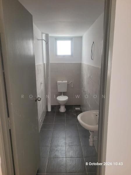Shop / Office for Rent in Jenjarom (Banting) - Ronnic Woon - Bathroom - PropertyGuru.com.my