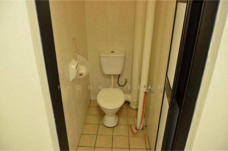 Pangsapuri untuk Disewa di Permai Jaya - Fionne Seah - Bathroom - PropertyGuru.com.my