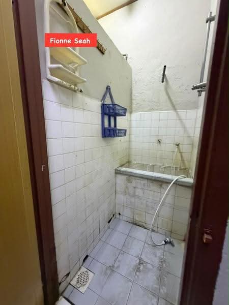 Rumah Teres 1-Tingkat untuk Disewa di Taman Puteri Gunung (Simpang Ampat) - Fionne Seah - Bathroom - PropertyGuru.com.my