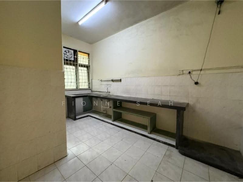 Rumah Teres 2-Tingkat untuk Disewa di Bukit Minyak (Penang) - Fionne Seah - Kitchen - PropertyGuru.com.my