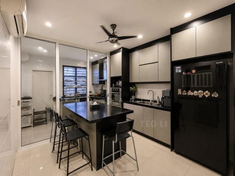 Rumah Teres 2-Tingkat untuk Dijual di Kemuning Utama (Shah Alam) - Kho Daniel - Kitchen - PropertyGuru.com.my