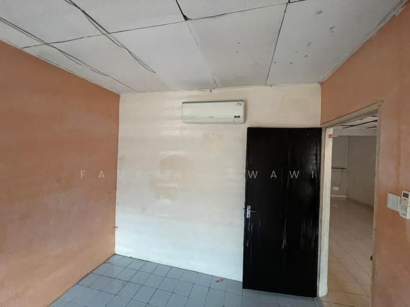 1-storey Terraced House for Sale in Salak Selatan (Kuala Lumpur) - Fauran Nawawi - PropertyGuru.com.my