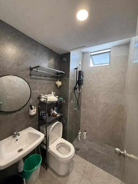 Kediaman Servis untuk Disewa di Traders Park - Serena Lee - Bathroom - PropertyGuru.com.my