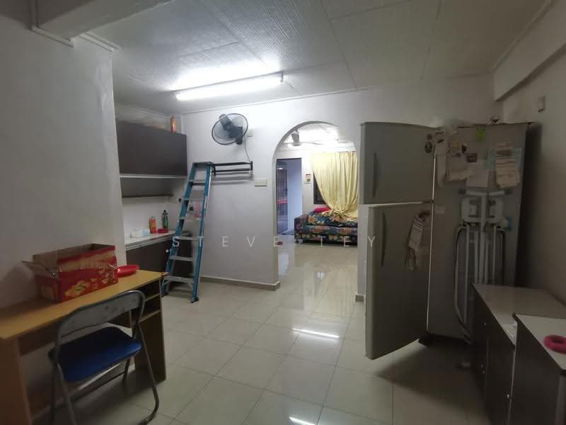 2-storey Terraced House for Sale in Bandar Baru Permas Jaya (Permas Jaya) - Steve Tey - Kitchen - PropertyGuru.com.my