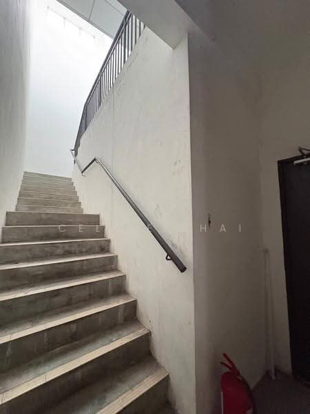 Shop / Office for Sale in Taman Cahaya Kota Puteri (Masai) - Celine Chai - Corridor - PropertyGuru.com.my