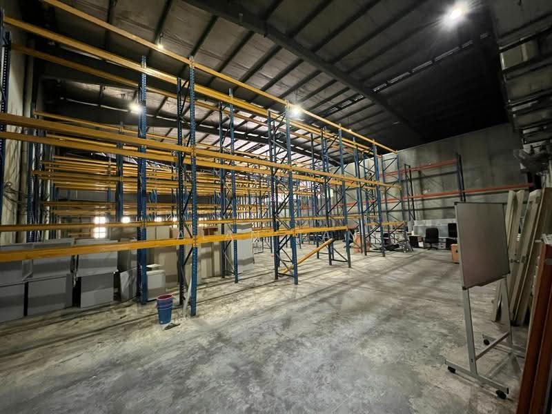 Warehouse for Rent in Glenmarie (Selangor) - Alan Tan - Interior - PropertyGuru.com.my