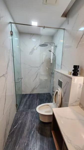 Kediaman Servis untuk Disewa di Core Residence @ TRX - Jolyn Au - Bathroom - PropertyGuru.com.my