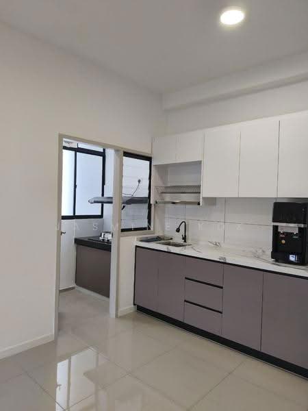 Kediaman Servis untuk Disewa di Savvy @ Riana Dutamas - Jasmine Kok - Kitchen - PropertyGuru.com.my