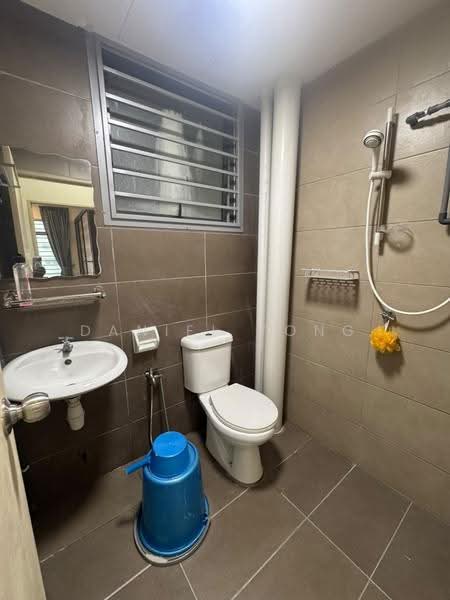 Service Residence for Sale at ARC @ Austin Hills - Daniel Yong - Bathroom - PropertyGuru.com.my