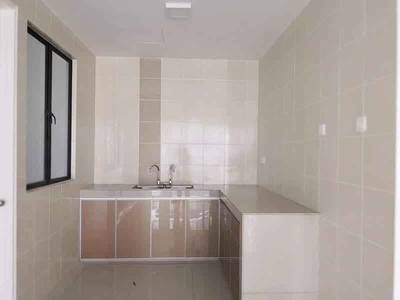 Kondominium untuk Dijual di Upper East @ Tiger Lane - Jeff Tan - Kitchen - PropertyGuru.com.my