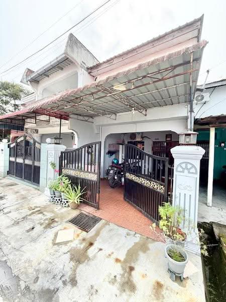 2-storey Terraced House for Sale in Kelapa Sawit (Kulai) - Daniel Yong - Exterior - PropertyGuru.com.my