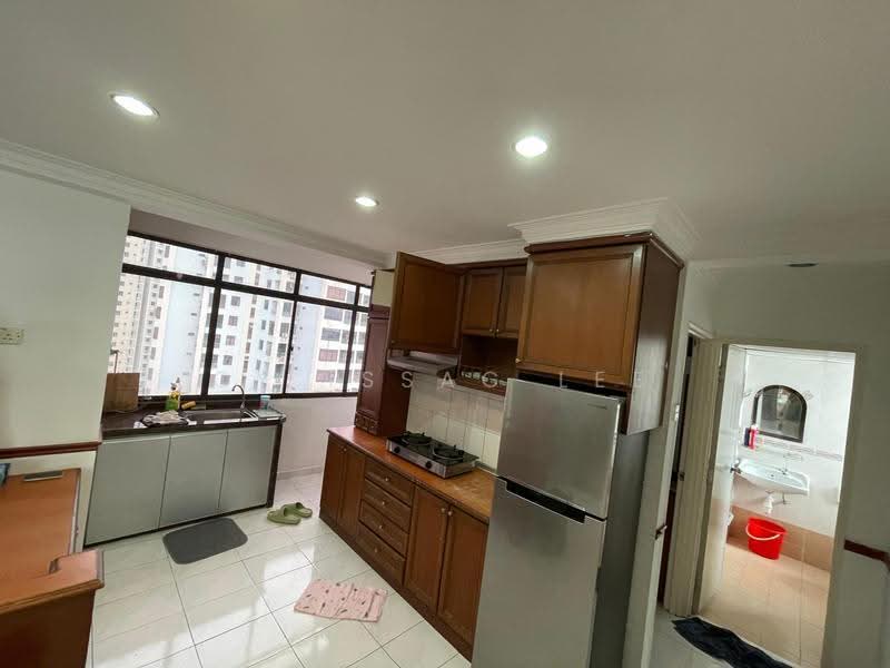 Condominium for Rent at E-Park Condominium - Cy Issac Lee - Kitchen - PropertyGuru.com.my