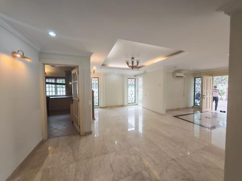 2-storey Terraced House for Rent in Usj 5 (Subang Jaya) - RL Han - Living Room - PropertyGuru.com.my