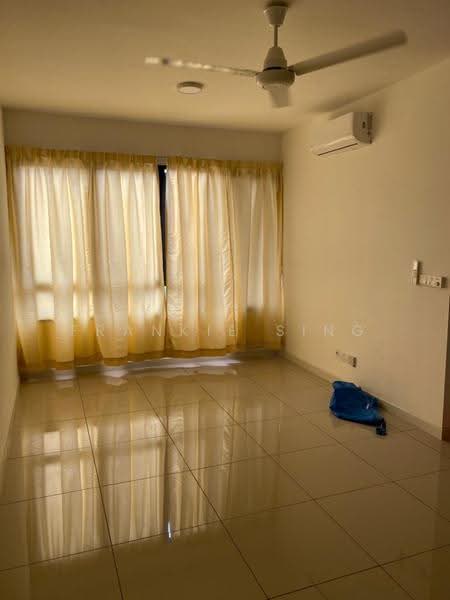 Kediaman Servis untuk Disewa di Tuan Residency - Frankie Sing - Living Room - PropertyGuru.com.my