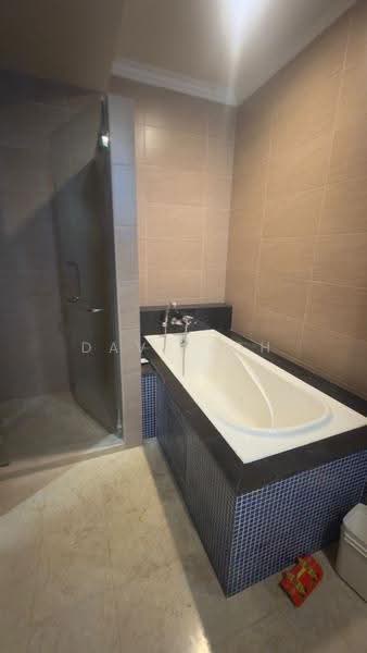 Condominium for Rent at Mutiara Upper East - Dave Loh - Bathroom - PropertyGuru.com.my