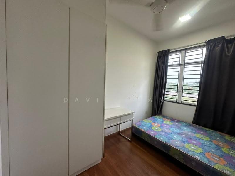 Pangsapuri untuk Dijual di Nusa Heights (Nusa Puncak) - David Chan - Bedroom - PropertyGuru.com.my