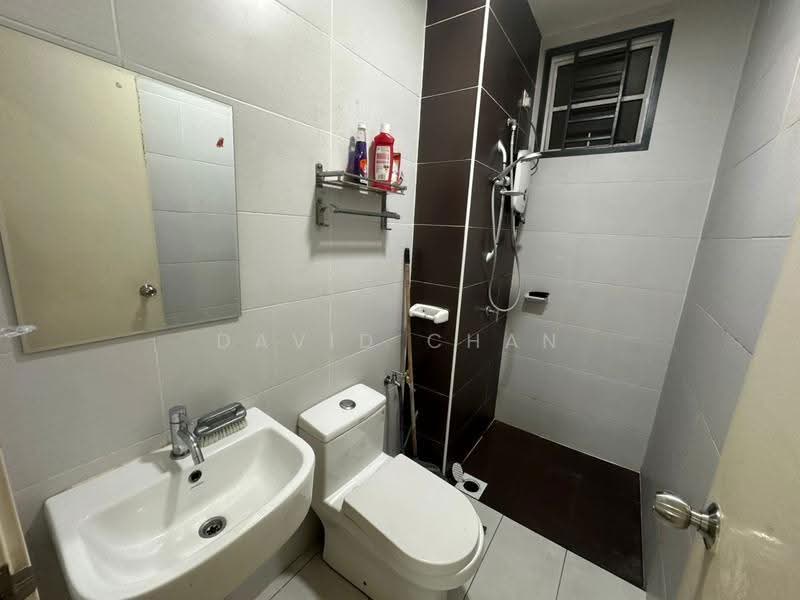 Pangsapuri untuk Dijual di Nusa Heights (Nusa Puncak) - David Chan - Bathroom - PropertyGuru.com.my