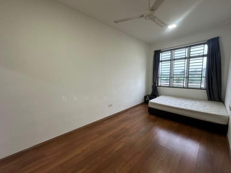 Pangsapuri untuk Dijual di Nusa Heights (Nusa Puncak) - David Chan - Bedroom - PropertyGuru.com.my