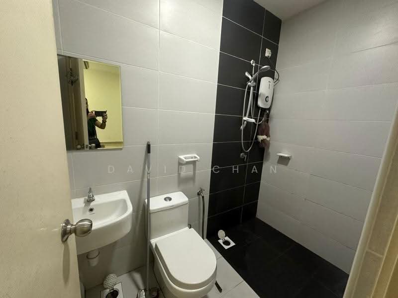 Pangsapuri untuk Dijual di Nusa Heights (Nusa Puncak) - David Chan - Bathroom - PropertyGuru.com.my