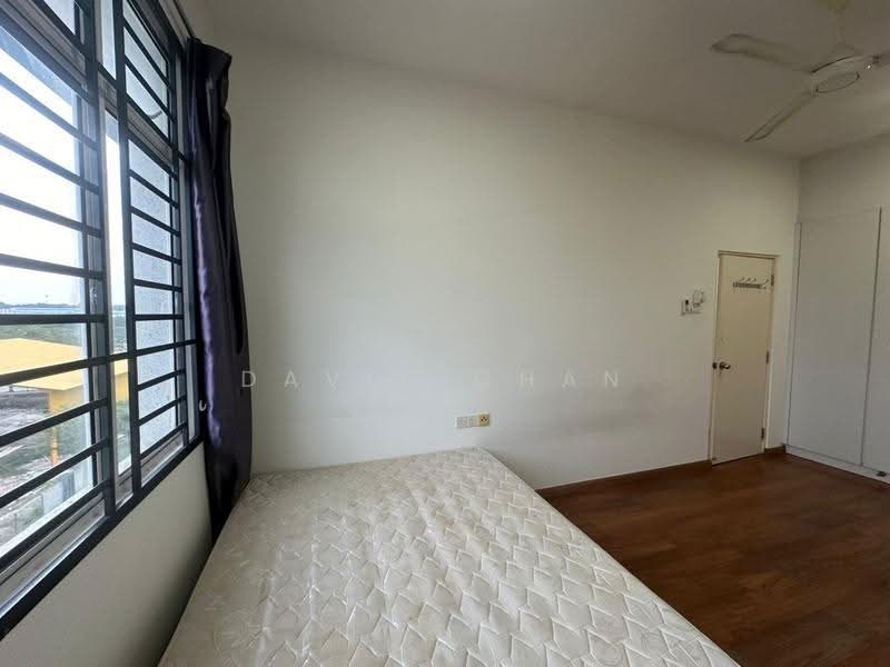 Pangsapuri untuk Dijual di Nusa Heights (Nusa Puncak) - David Chan - Bedroom - PropertyGuru.com.my