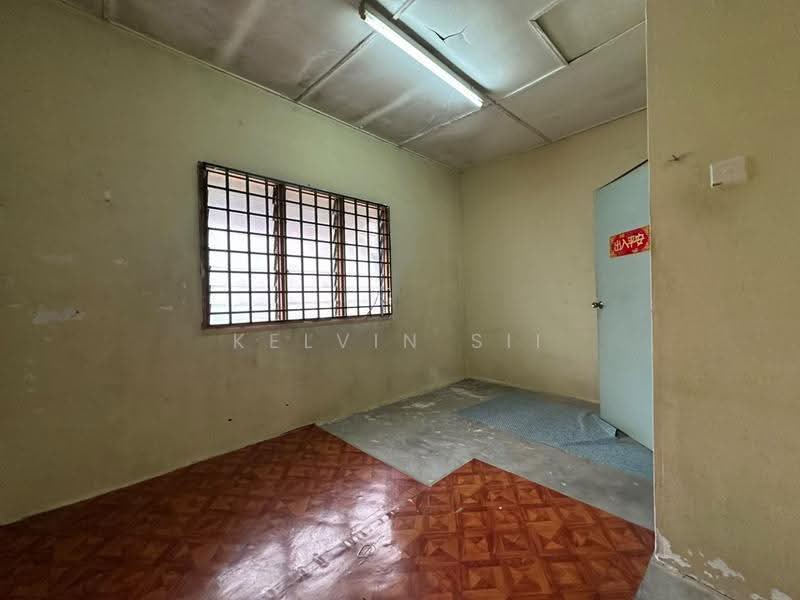 2-storey Terraced House for Sale in Taman Puteri Wangsa (Ulu Tiram) - kelvin Sii - PropertyGuru.com.my