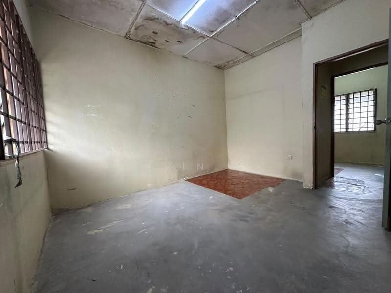 2-storey Terraced House for Sale in Taman Puteri Wangsa (Ulu Tiram) - kelvin Sii - PropertyGuru.com.my