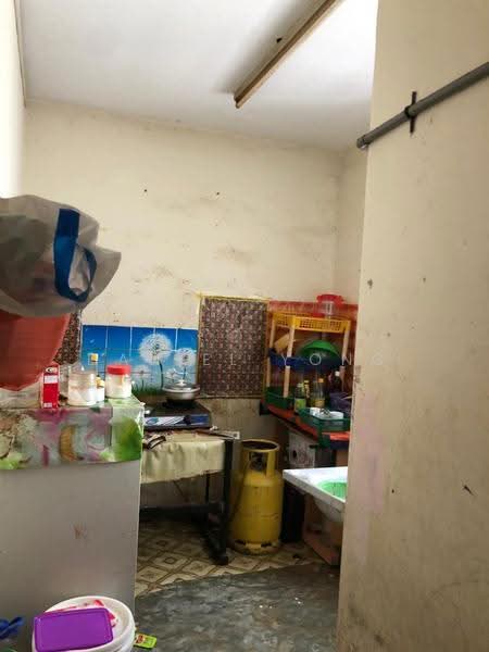 Flat for Sale at Flat Tasek 64 - Daniel Yong - Kitchen - PropertyGuru.com.my